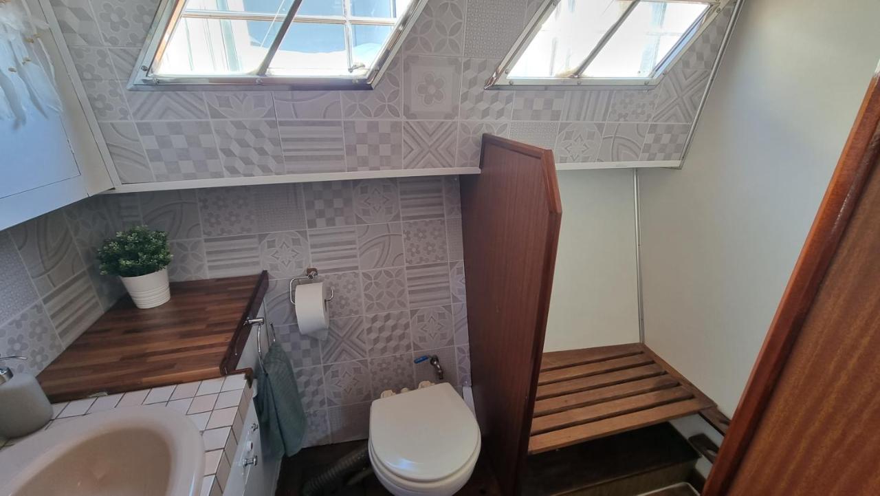Charming Boat House In Barcelona With Big Terrace And Solarium Hotel Sant Adria de Besos Exterior photo